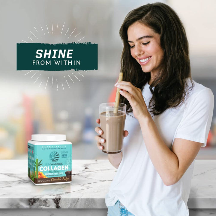 Sunwarrior collagen-building powder mixer demonstrates fast, lump-free blending.