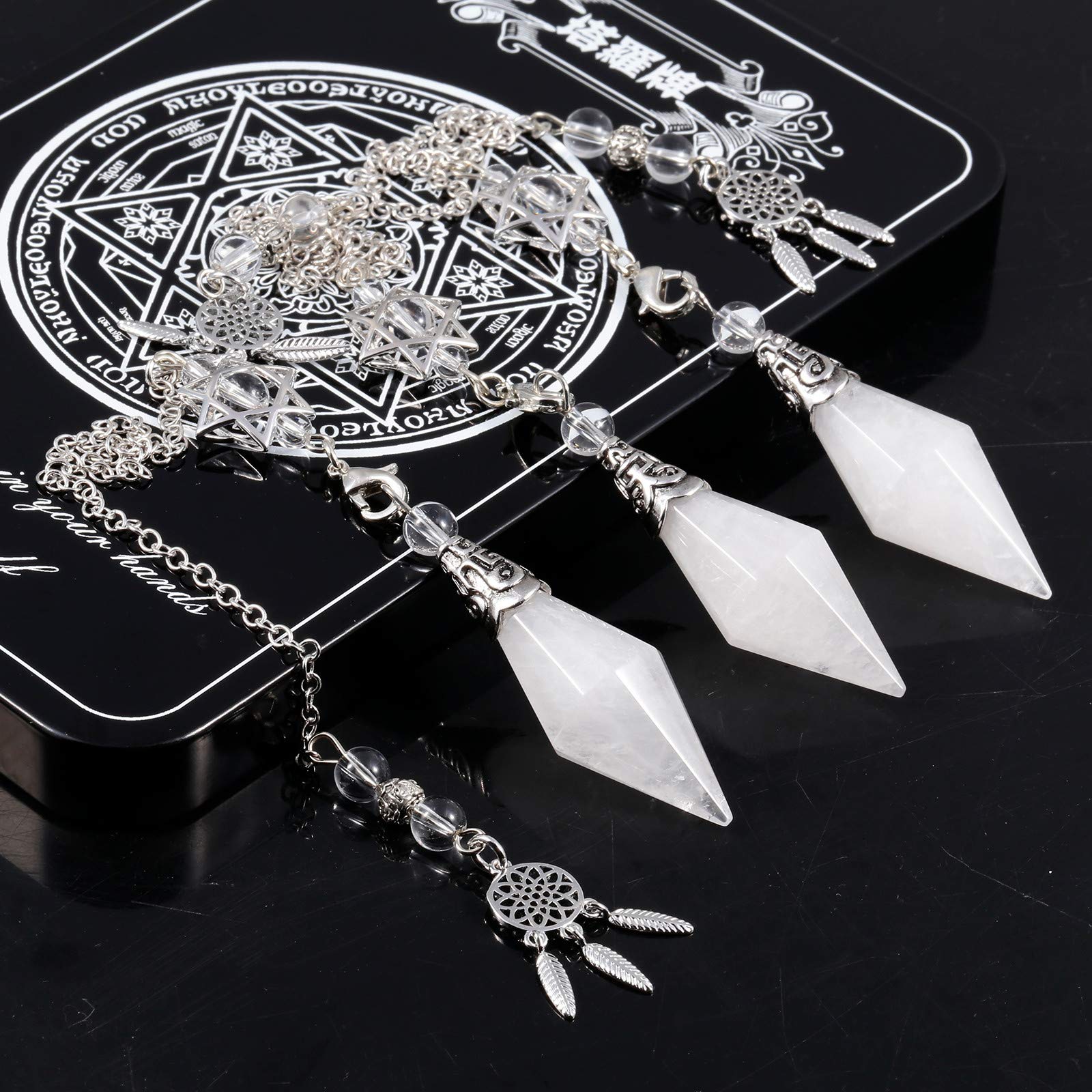 SUNYIK detachable chain offers versatile wear options.