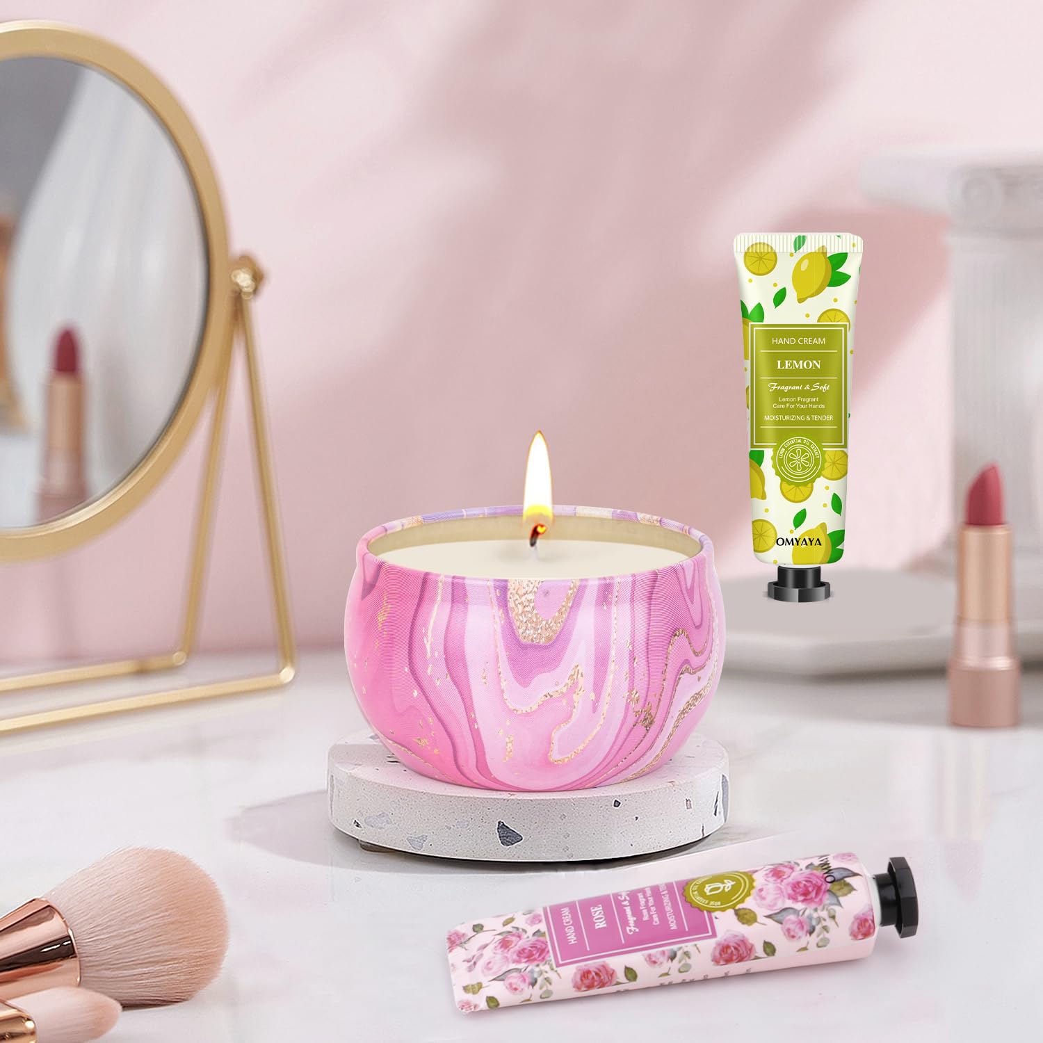 SUPERSUN sage and sea salt candle creates calm evenings.
