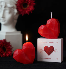 T-shin Love Heart Candle wax closeup showing natural soy texture.