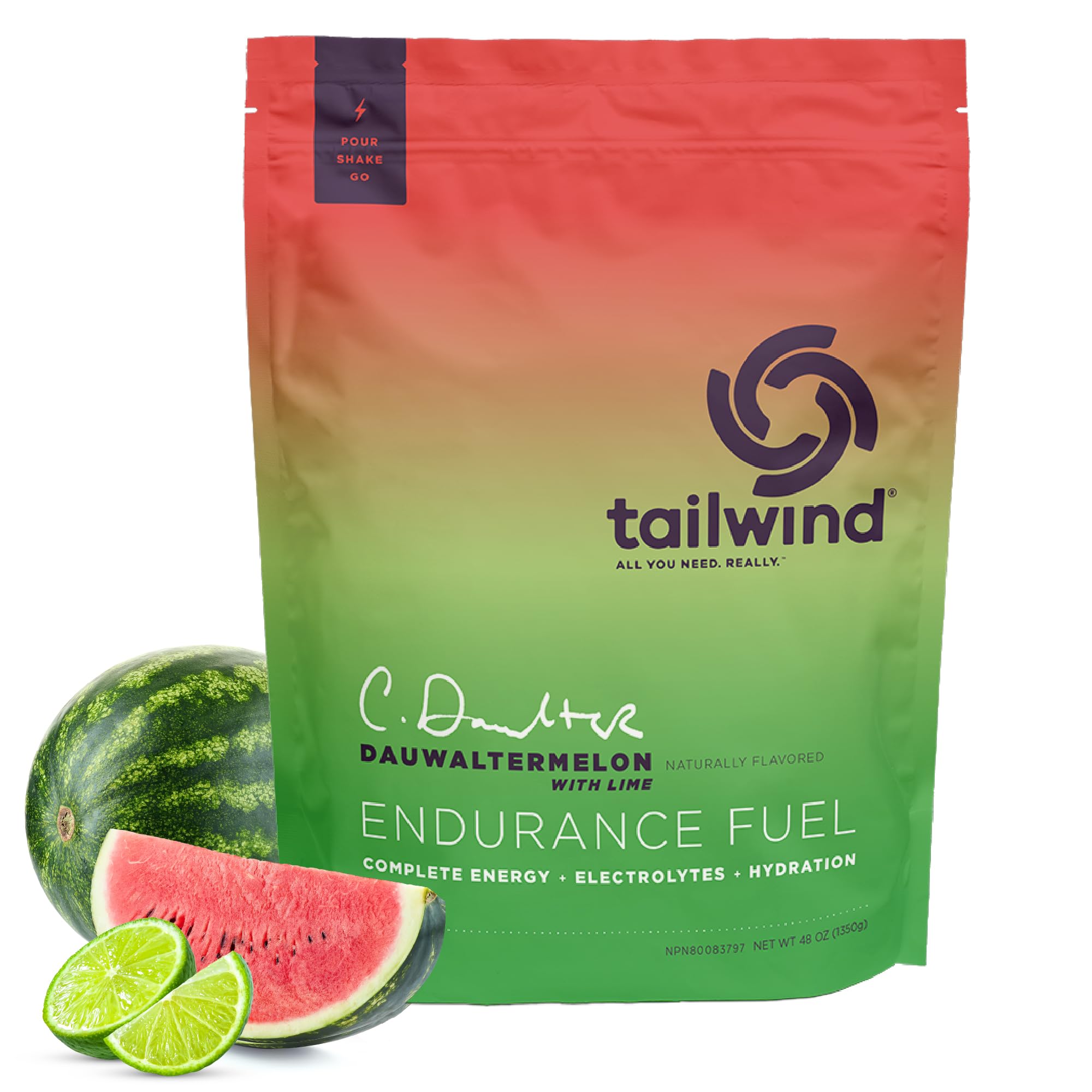 Tailwind Endurance bottle with Dauwaltermelon mix dissolving for steady energy delivery.