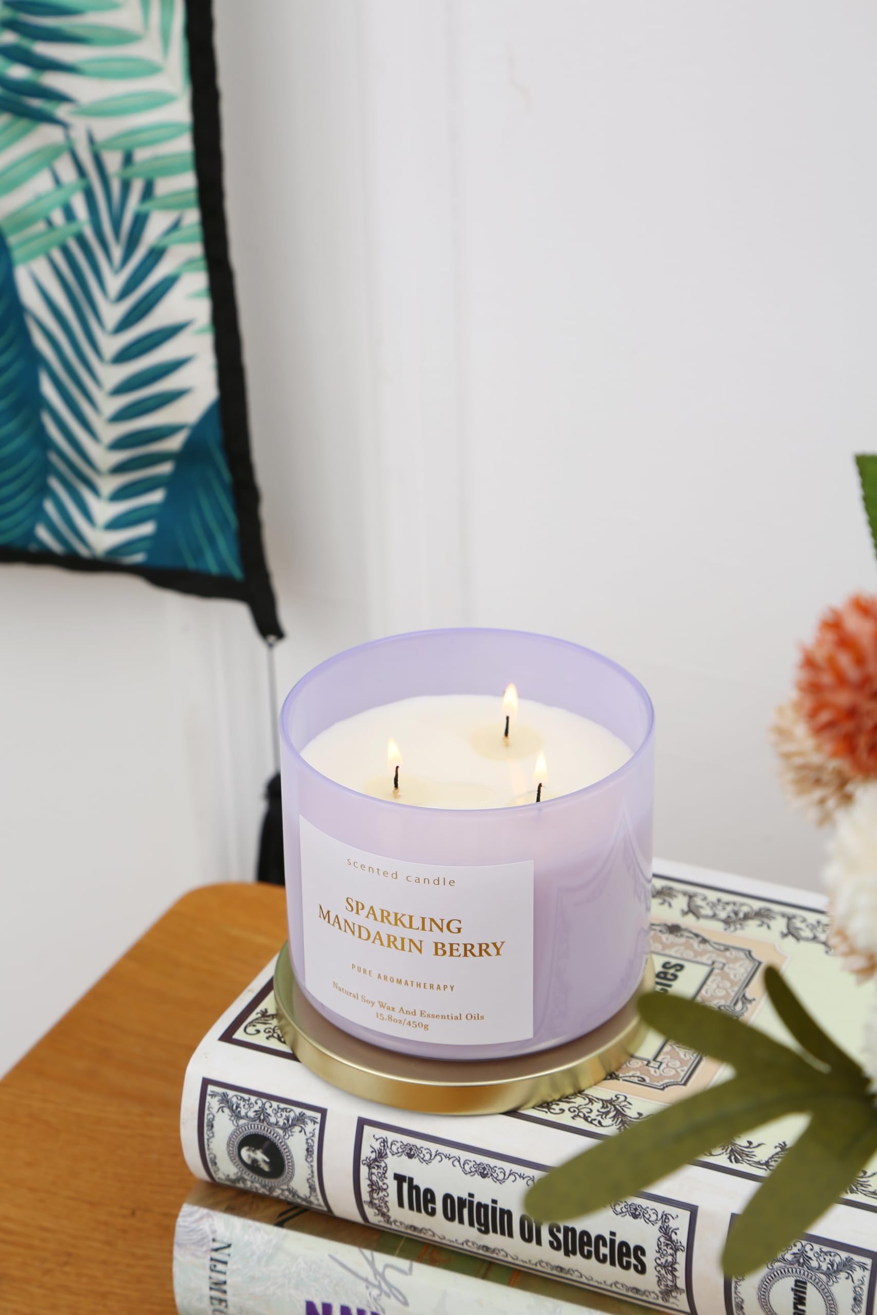 T&H Sparkling Mandarin Berry lid and card setup supports thoughtful gifting.