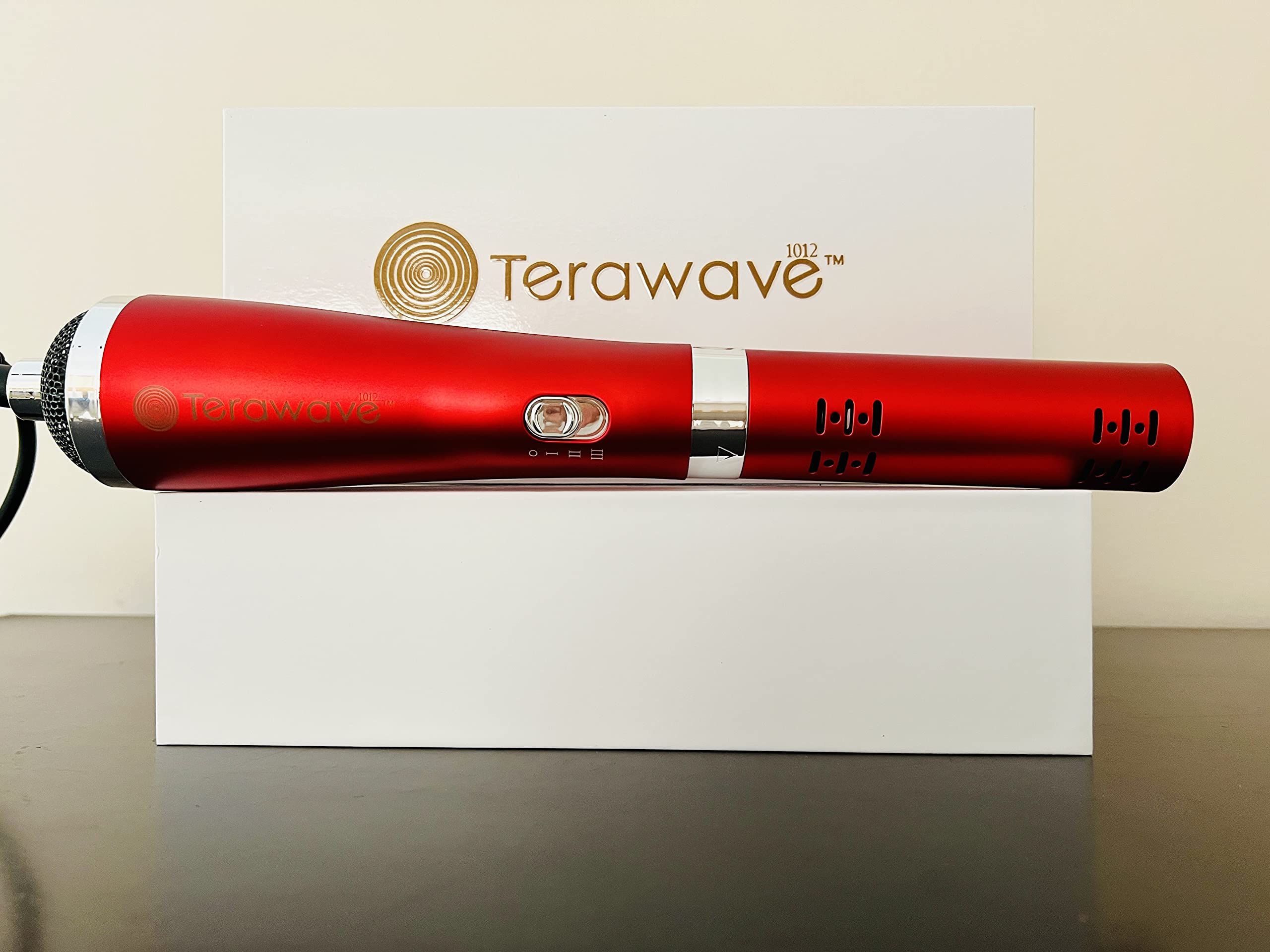Terawave Terahertz Wand front view showing compact design for relaxation sessions.