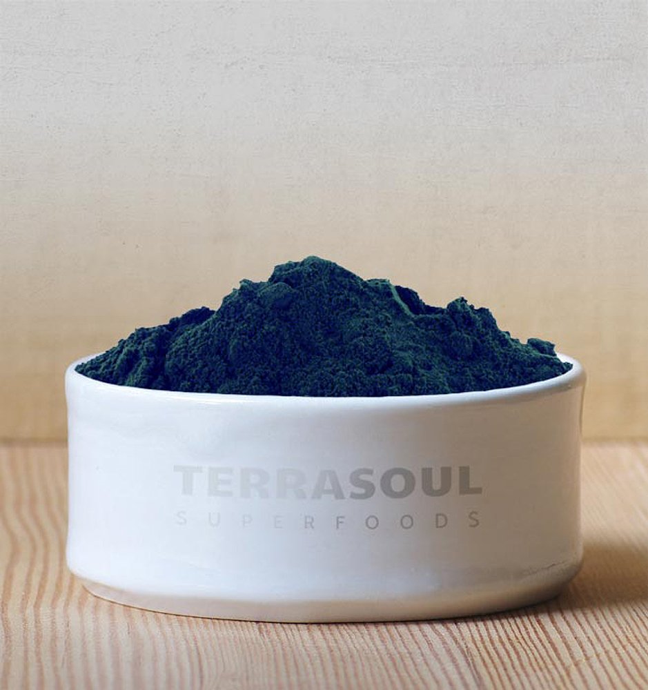 Terrasoul Spirulina powder blended into a vibrant green smoothie