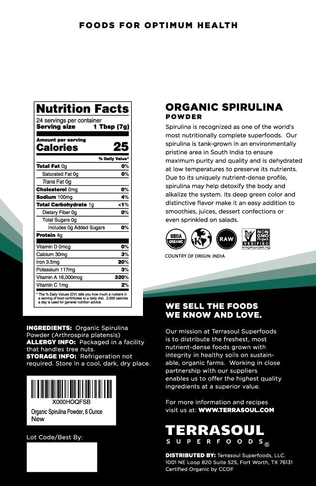 Terrasoul Spirulina powder with measuring scoop for precise smoothie portions