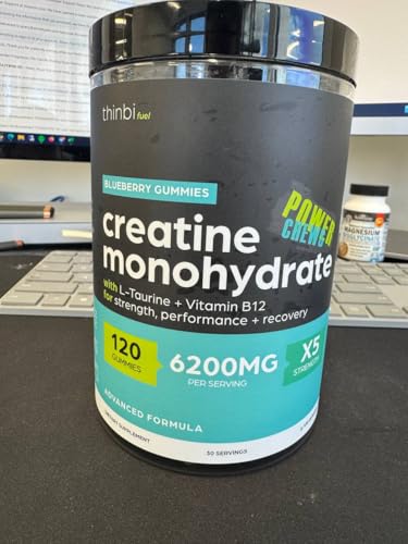 Close-up of a chewy gummy from Thinbi Creatine Monohydrate Gummies Complex 6200mg