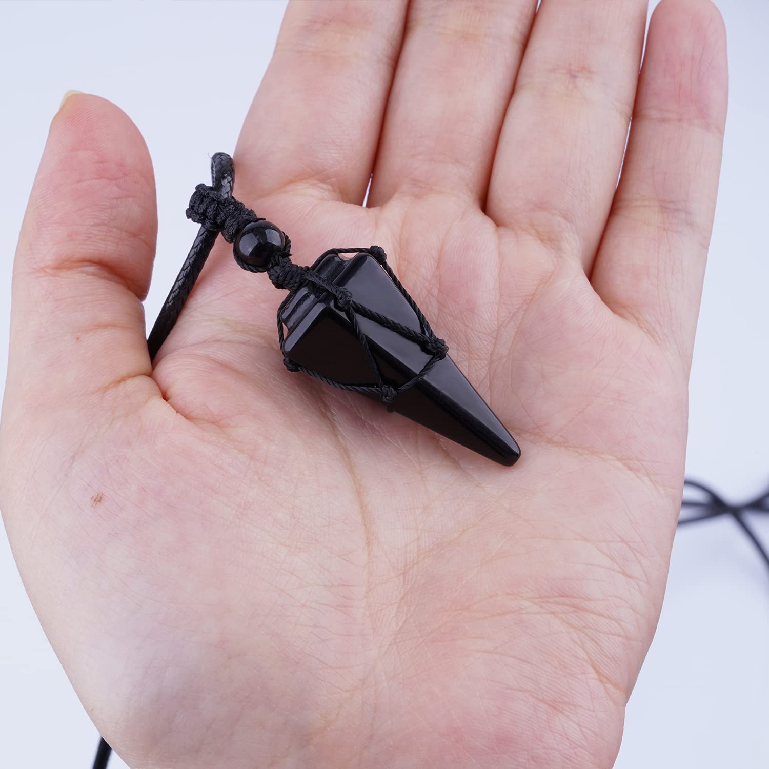 TIKCAUZ Crystal necklace designed for men and women, ideal for gifting and everyday use.
