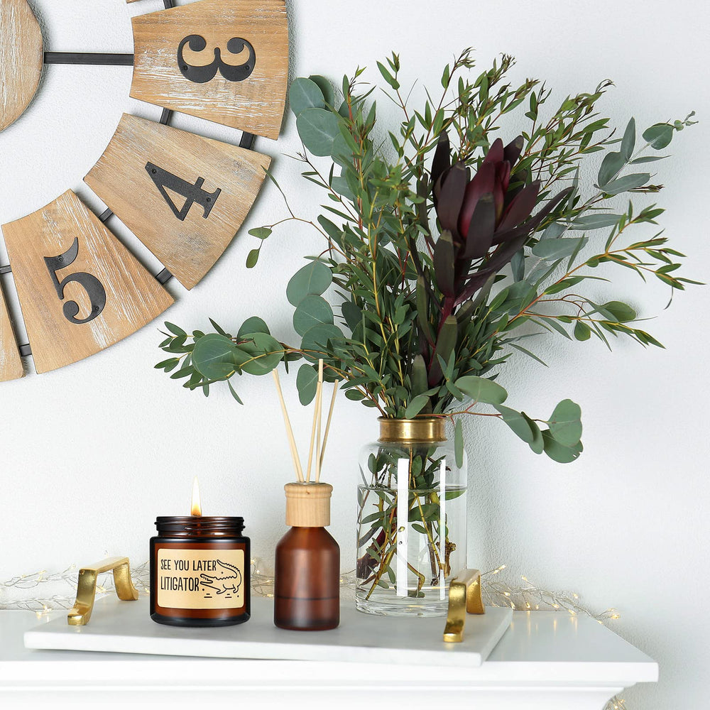 Tondiamo lawyer candle gift wrapped—ready for gifting.