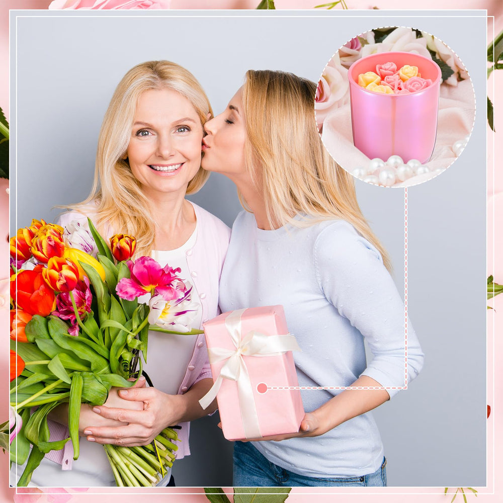 Tondiamo rose candle in pink soy wax provides a soothing fragrance.