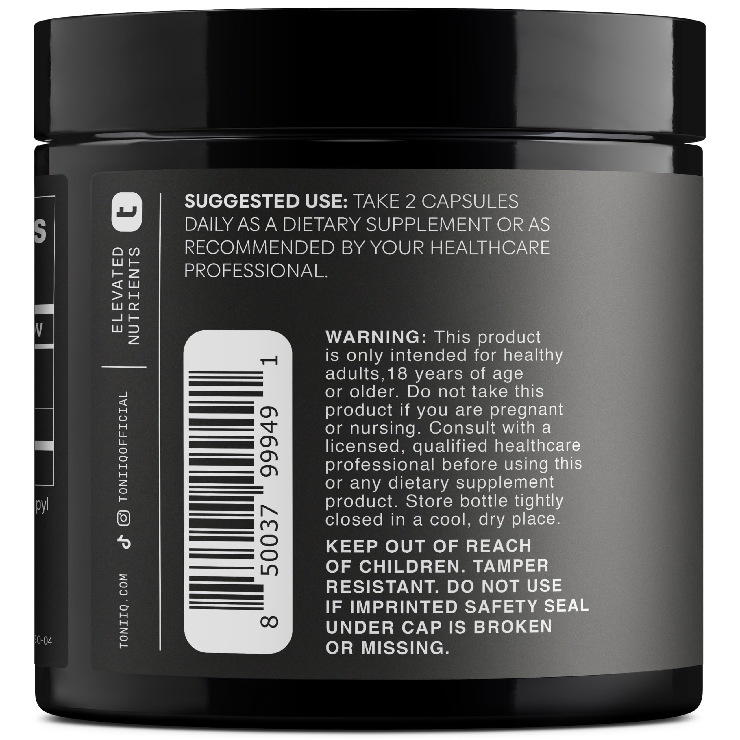 Toniiq Fisetin 500mg capsules close-up highlighting uniform pills for consistent dosing.