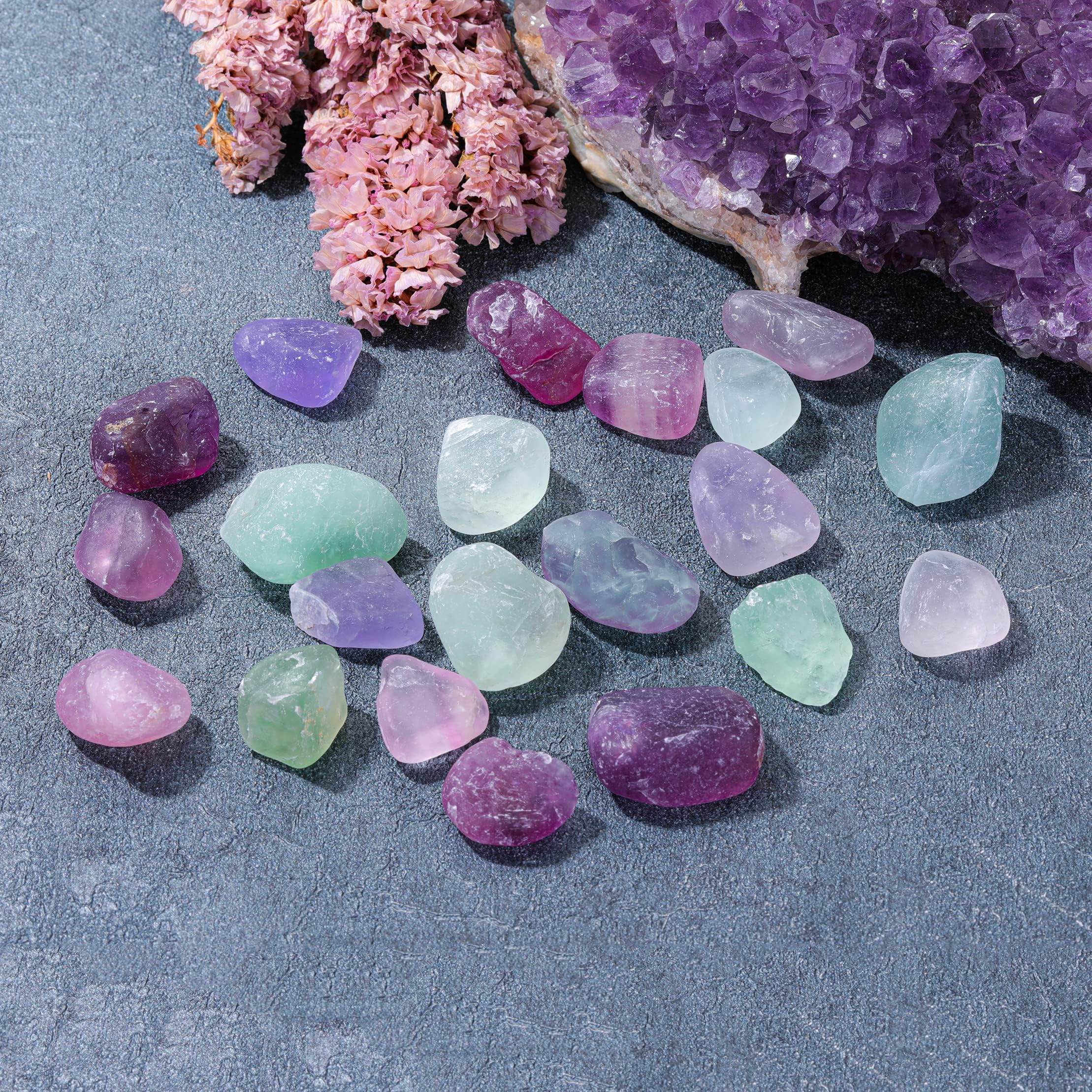 Top Plaza fluorite stones glow blue-green under UV light for vibrant display.