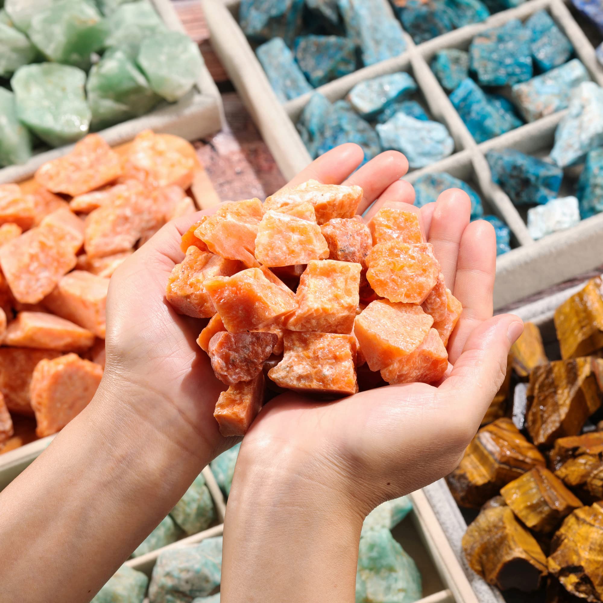 Top Plaza raw sunstone for decorative displays and fountain accents