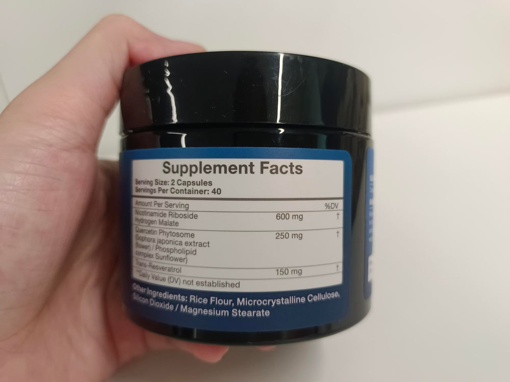 TOPCAPAK NAD+ 1000mg label with QR code highlights transparency.