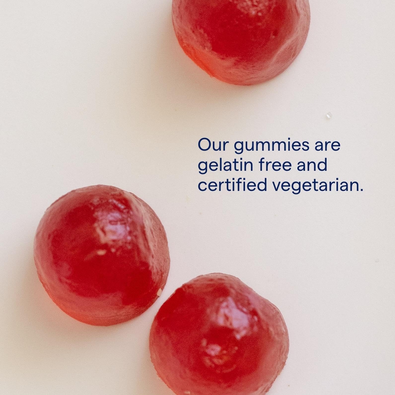 Gummy with vegan icon communicates plant-based formulation suitable for many diets
