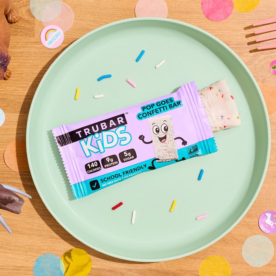 TRUBAR Kids Pop Goes Confetti oats and seeds ingredient close-up.