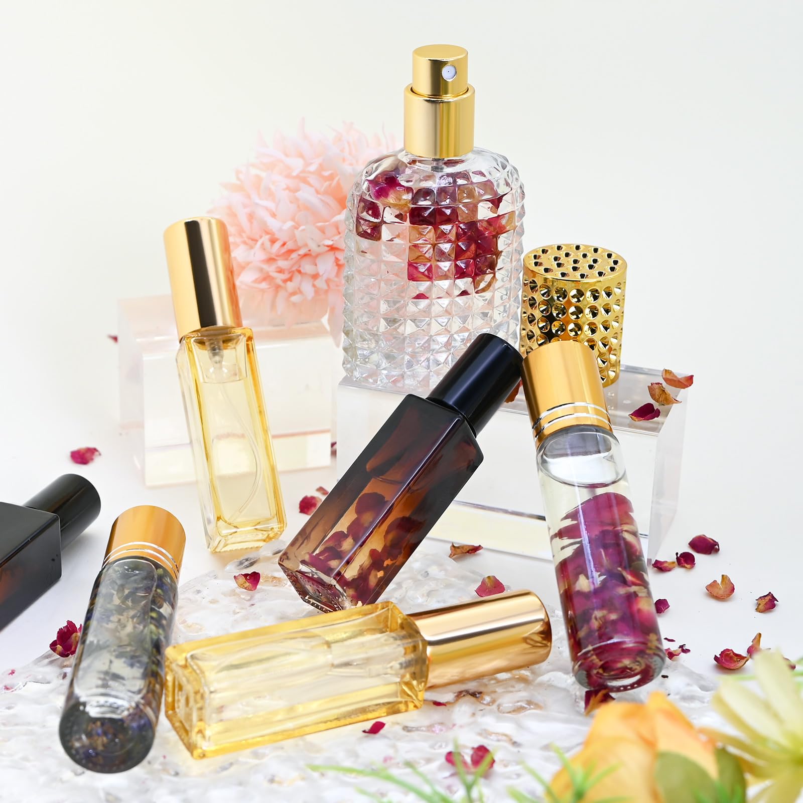 TSVATE essential oils mix—premium scents to craft your signature fragrance.