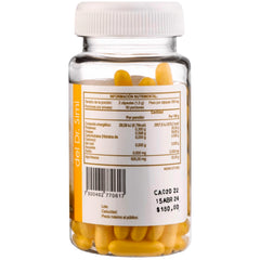 Tu Salud Plus garlic capsules being swallowed with water for easy daily use.