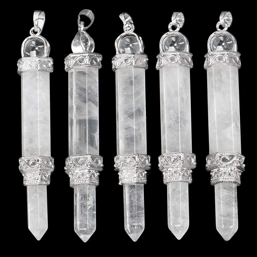 TUMBEELLUWA crystal quartz pendant designed for versatile daily wear