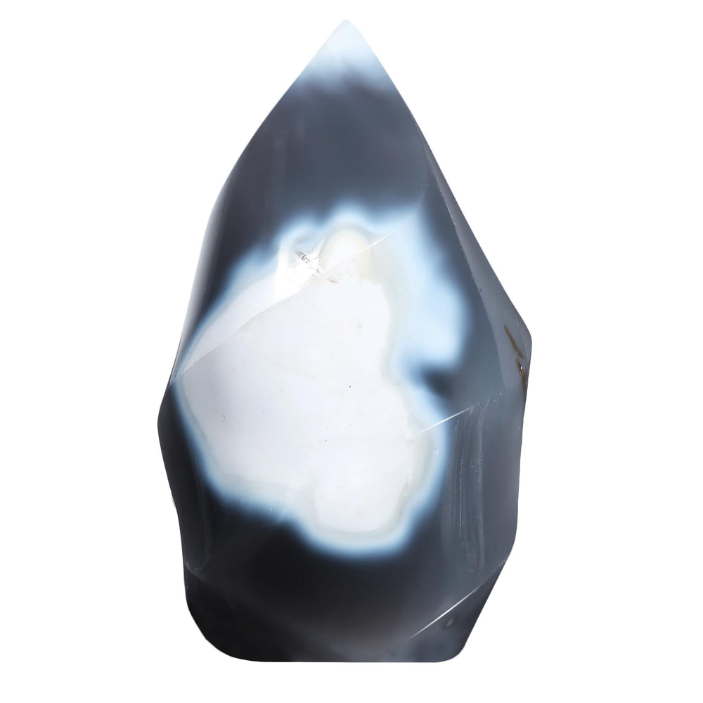 TUMBEELLUWA Orca Agate Flame Tower on display, enhancing focus and balance.