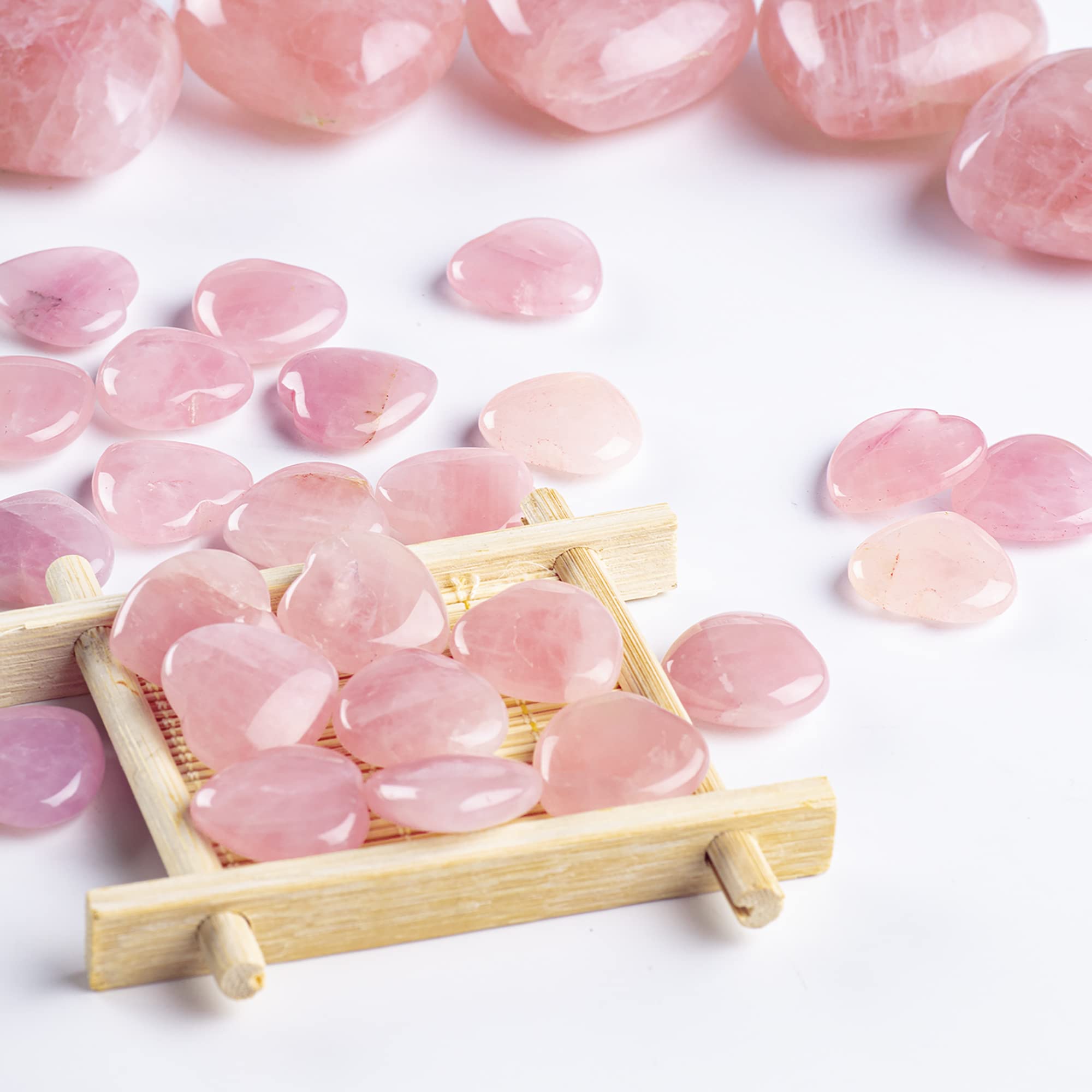 UFEEL rose quartz hearts included in elegant gift packaging.