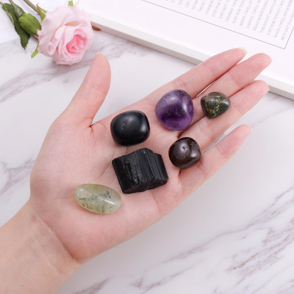 Ukodnus Protection Crystal Set Prehnite for emotional balance and gentle protection.