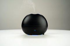 Ultransmit ipple diffuser top view highlights water tank for extended use.