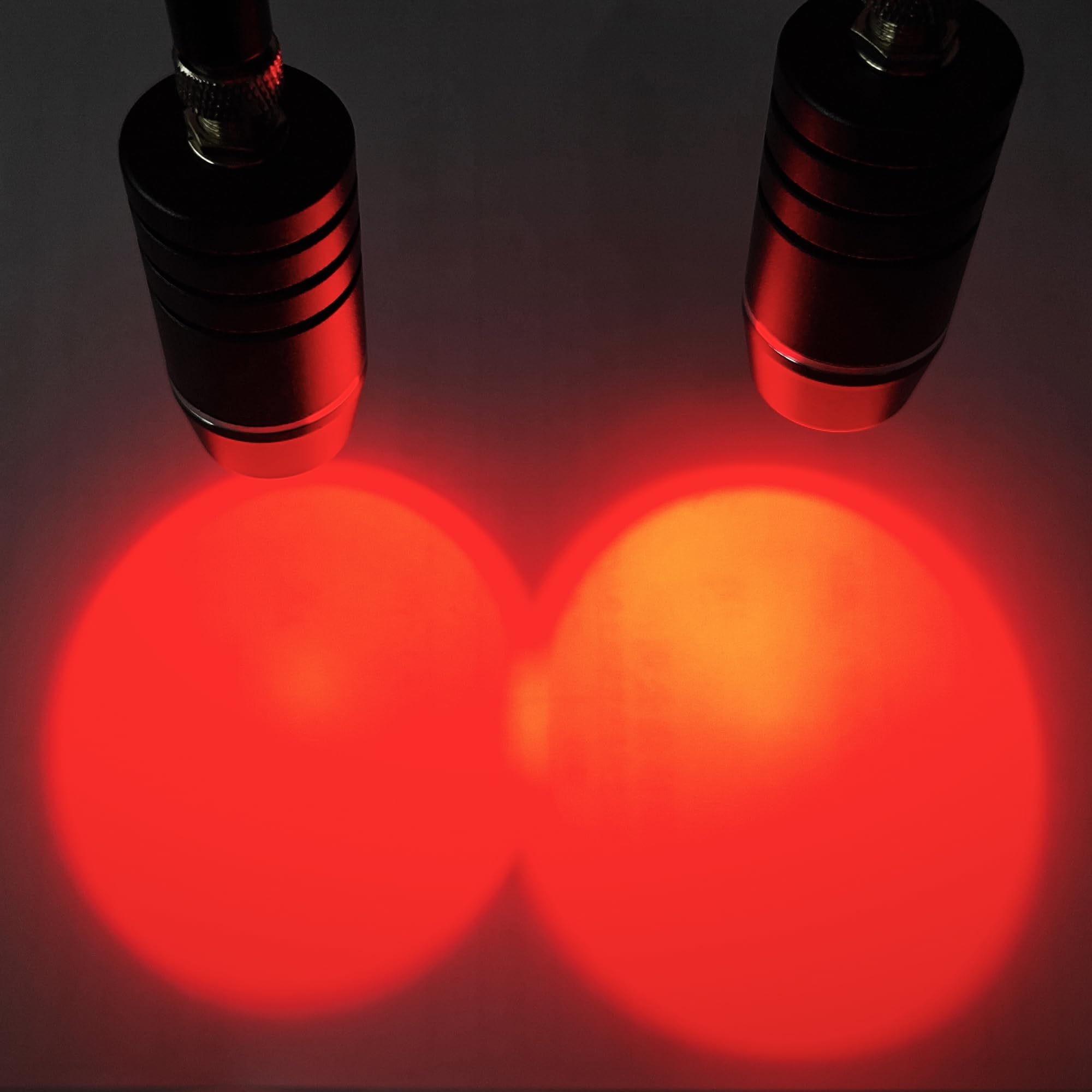Upwtkim Light Head Red application shows versatile placement on targets.