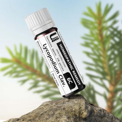 Urenus Lycopodium Clavatum 6C pellets close-up, premium lactose-free base.
