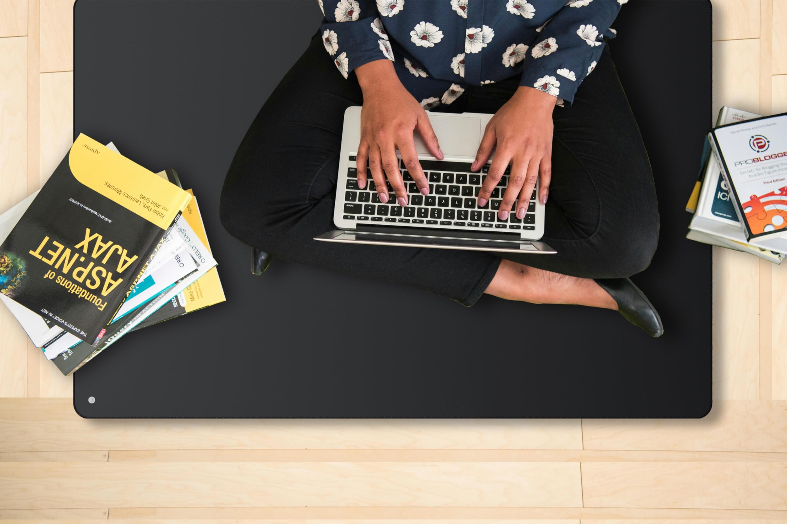 Urvoix 15-foot cord enables flexible placement around home and office