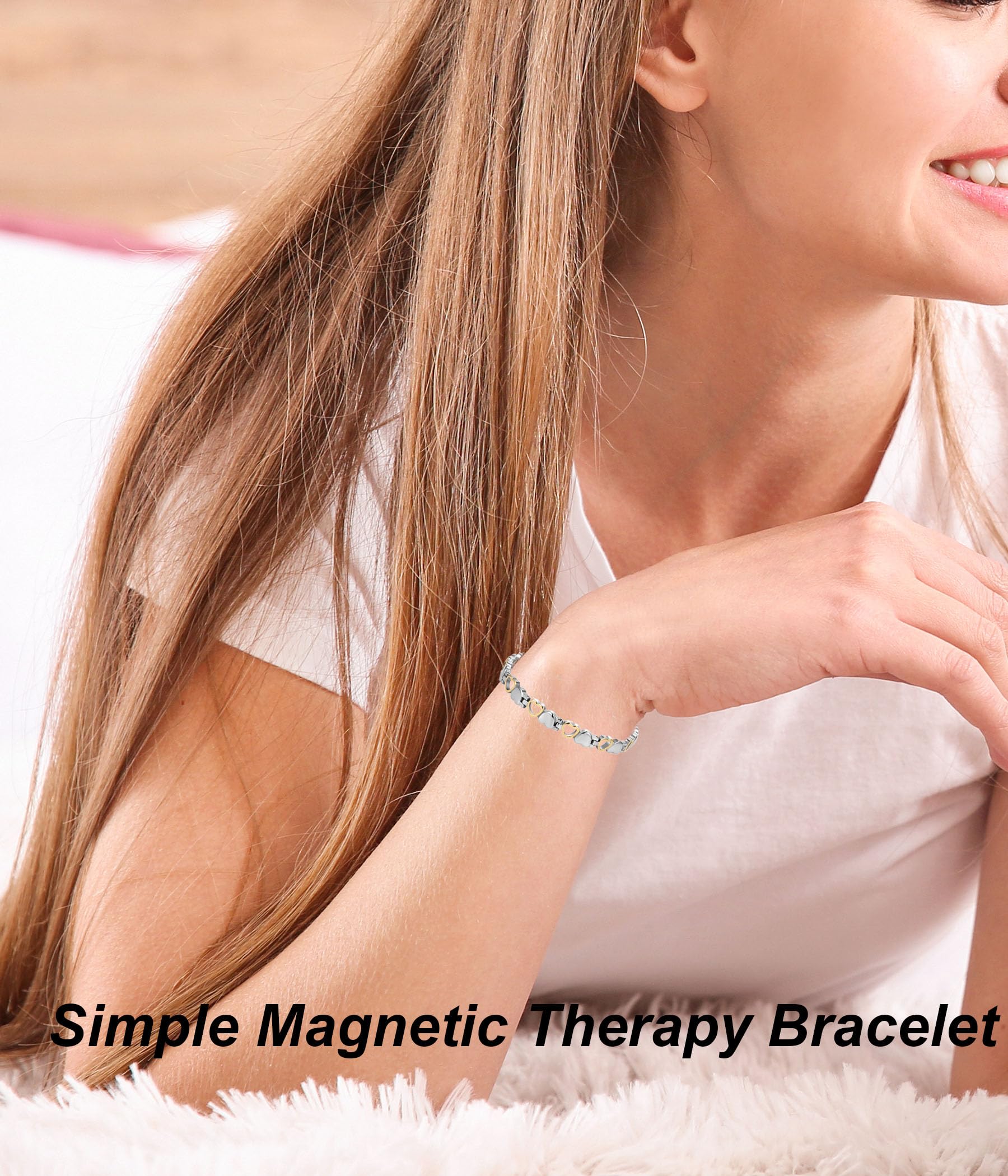 UtenoTureH bracelet worn on wrist suitable for everyday styling.