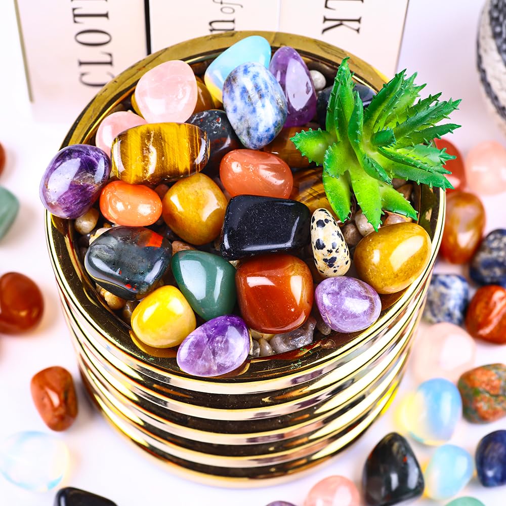 UU UNIHOM green aventurine crystals for prosperity-friendly decor and creative energizing vibes.