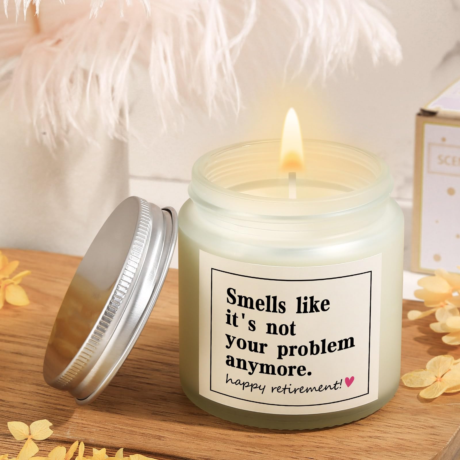 Uwingess scented candle—40-hour burn for a calming moment