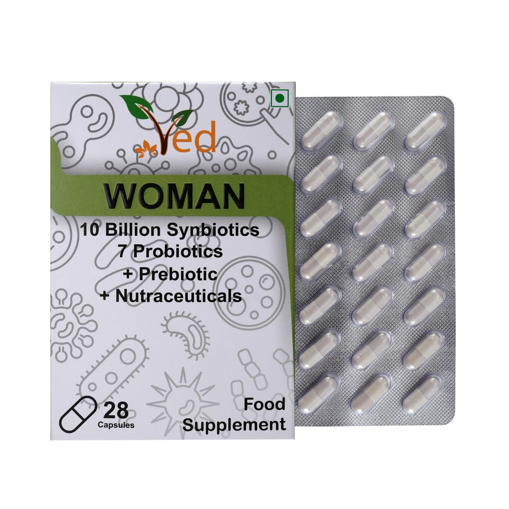 Ved Woman Complex capsules ready for daily intake.