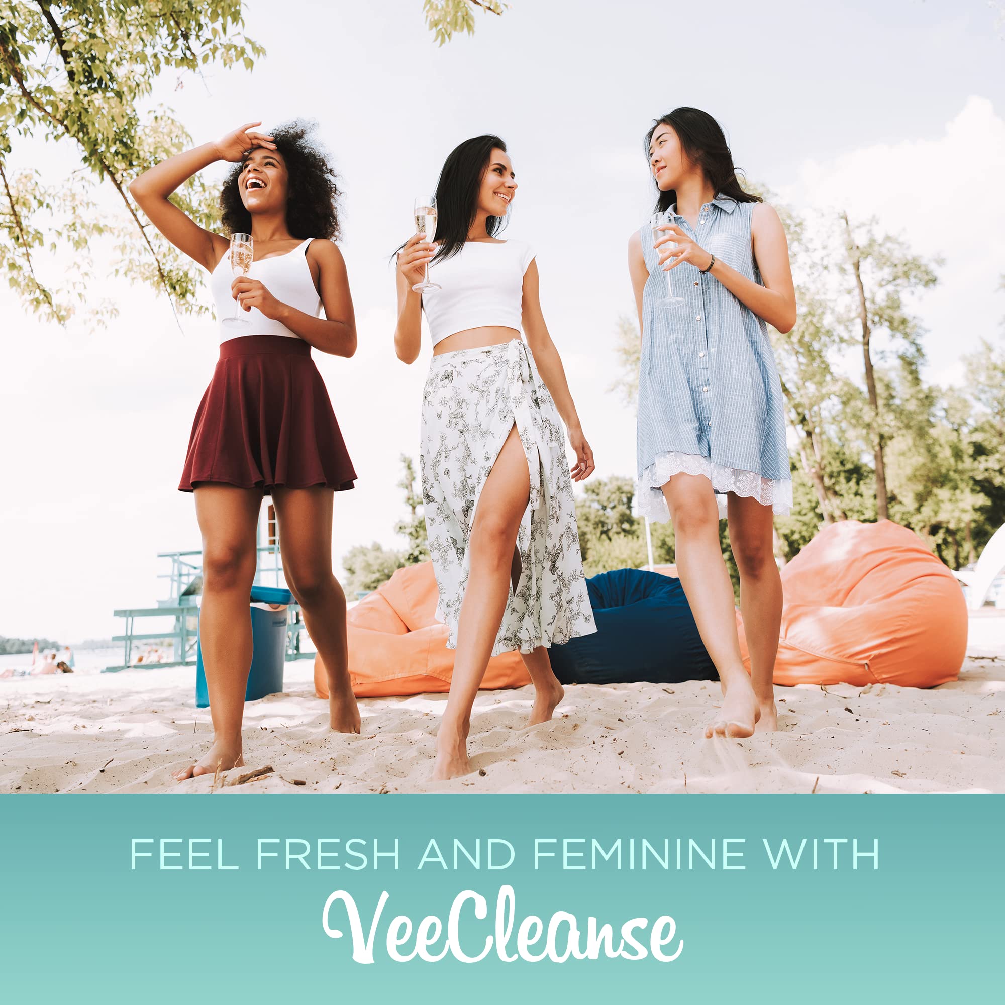 VeeFresh VeeCleanse applicator ready for precise insertion and comfort