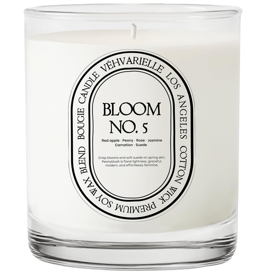 Véhvarielle Bloom No. 5 candle wax texture closeup showing natural soy blend.