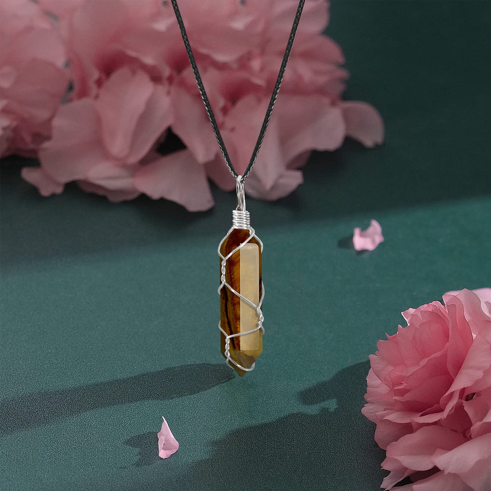 VIBILIA wire-wrapped necklace close-up showing secure setting