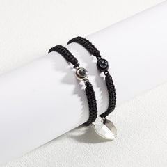 VIMIEW velvet gift pouch with magnetic bracelets, ready for gifting.