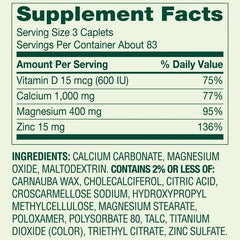 ViT4US heart-shaped pill box included for easy daily supplement organization.