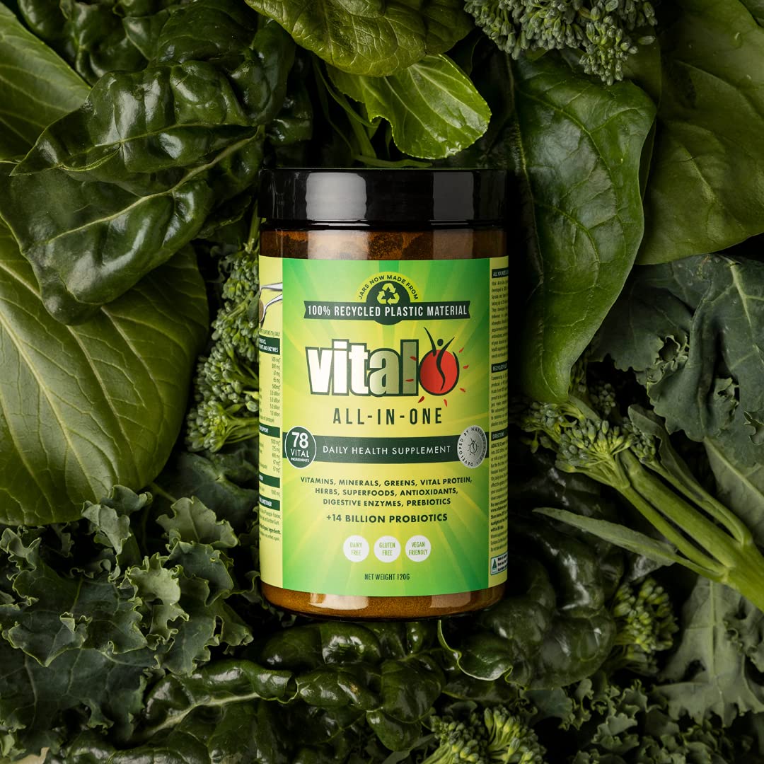 Vital Greens label highlighting probiotic and prebiotic content for gut-friendly support