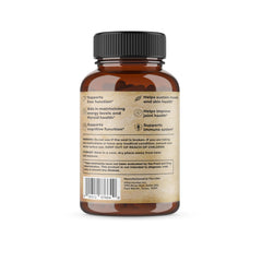 Vital Hunter capsules close-up shows freeze-dried organ texture and high-quality nutrition.