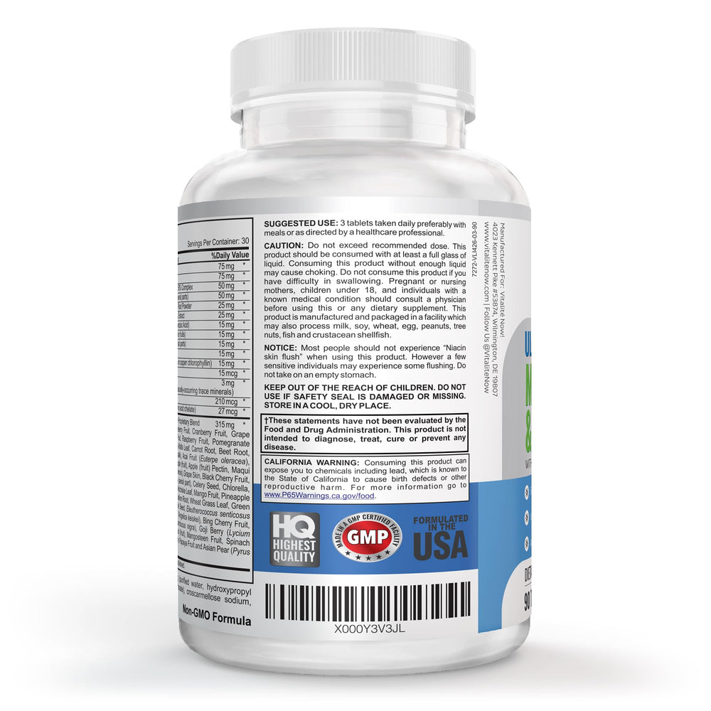 Vitalité Now powder dissolved in water illustrating easy consumption and greens-based nutrition.