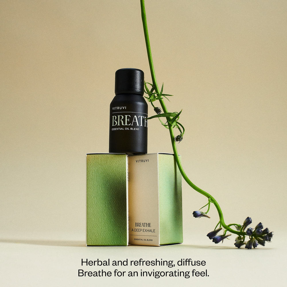 Vitruvi Breathe diffuser scene suggesting refreshing aroma in room.