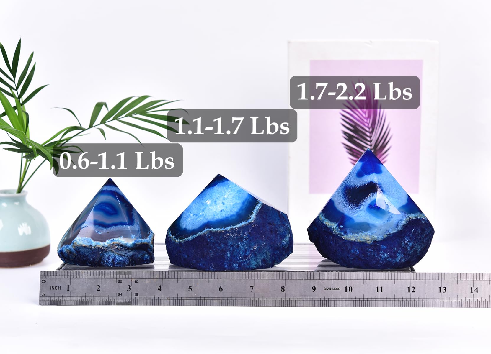 VIZYTOU agate wand irregular column dyed blue as focal decor in living room