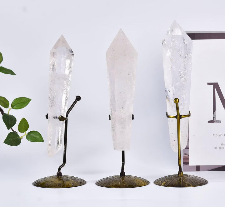 VIZYTOU ready-to-display wand pairs with a stand for elegant shelves