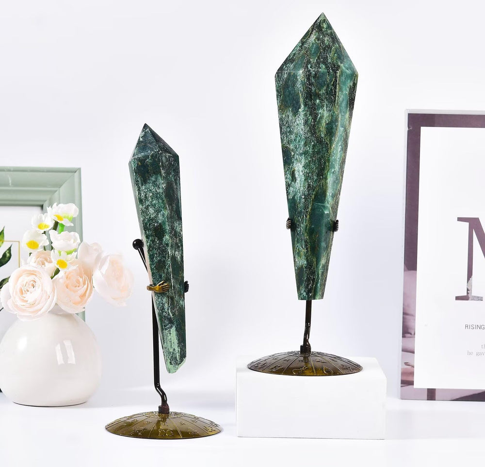 VIZYTOU Emerald Wand Meditation Tool supports a tranquil practice