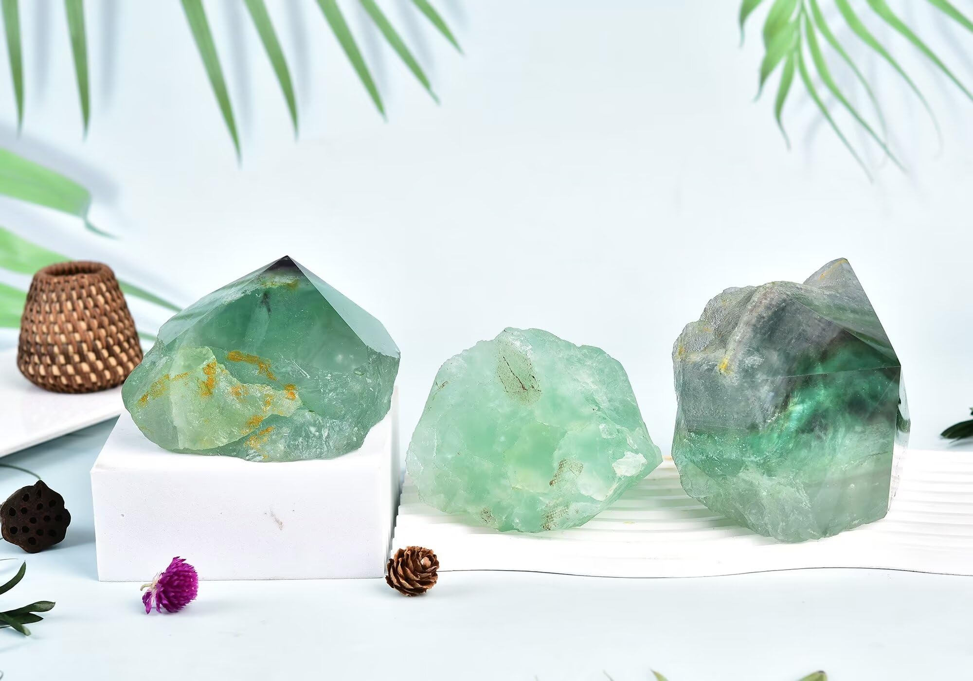 VIZYTOU Green Fluorite wand packaging ready to gift.