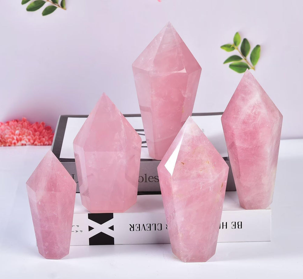 Vizytou Healing crystal obelisk fosters a tranquil environment at home or office.