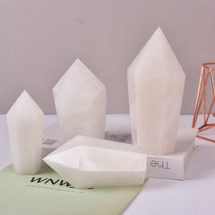 VIZYTOU six-faceted wand shows natural variation for unique charm.