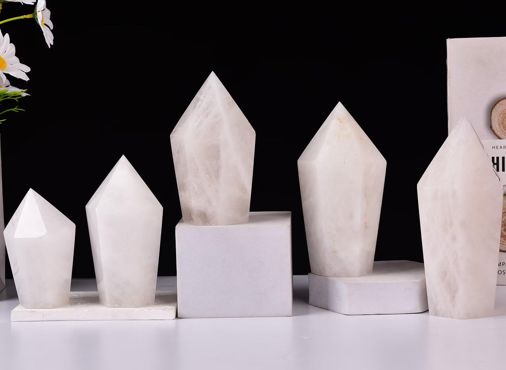 VIZYTOU white crystal wand weighs 0.6-1.1 lbs for easy positioning.
