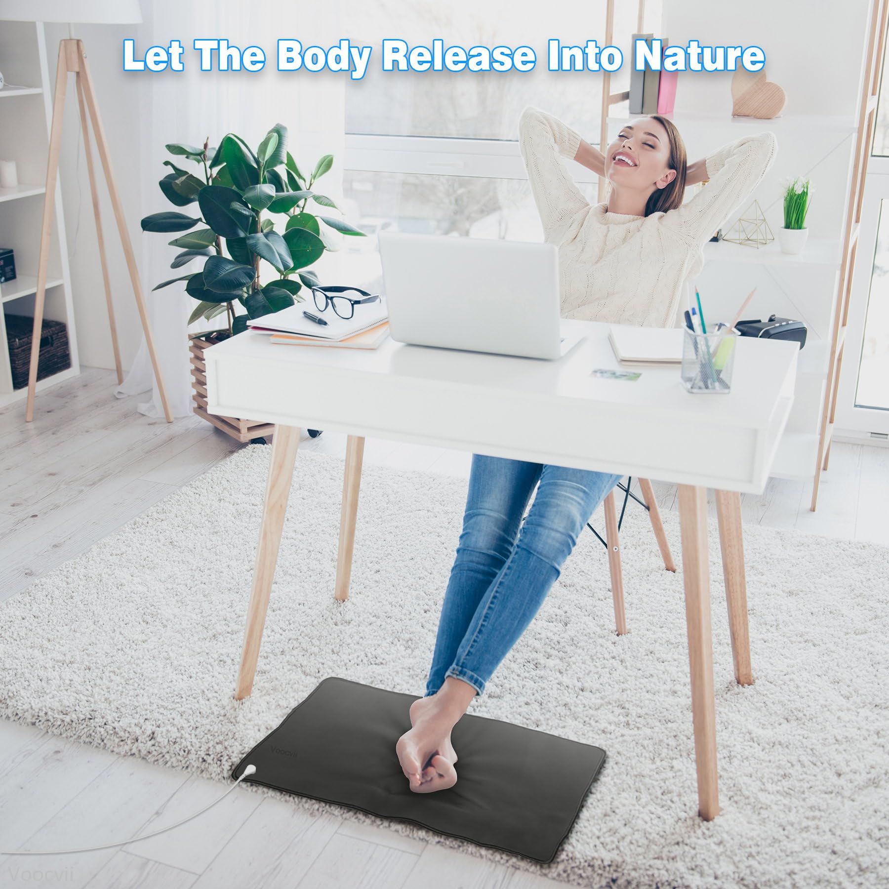 Voocvii grounding mat placed under feet for ergonomic use